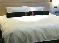 一流ホテルのベッド用クッション 円柱型(円筒形)クッション キャンディクッション ボルスター クッションカバー