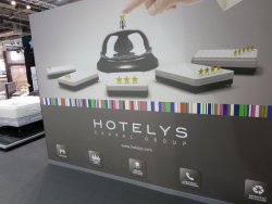 �G�L�b�v�z�e��(EQUIP'HOTEL)�̓p���ŊJ�Ẫz�e�����{�s