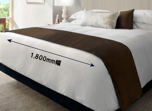 キングサイズより大きなベッドって購入できる？特注サイズの大きいマットレス