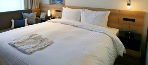 ペンションのベッドとオーベルジュのマットレス、業務用ベッドの徹底比較