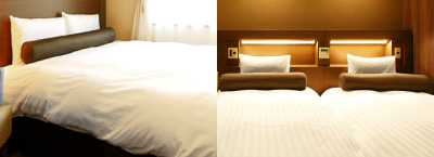 ヘッドボードは必要? ヘッドボードが無しのベッドは、枕やクッションで、頭の部分を高級ホテルみたいにコーディネートする!