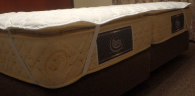 ベッドパッドって、何のための物？ホテルでマットレスの上にベッドパッドが敷いてある理由とは？
