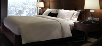 ホテルや旅館のマットレスやベッドは,どのようにして客室に納入されている?