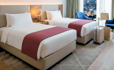 デュベとデュベカバーとベッドスローのサイズバランスはどうすれば使いやすい? どうすればキレイにベッドメイクできる?