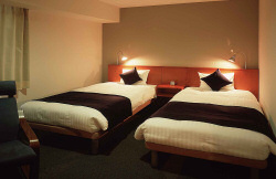 ホテルのベッド　スチールボトムタイプ 客室事例