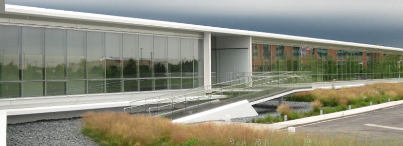 サータ工場の建物