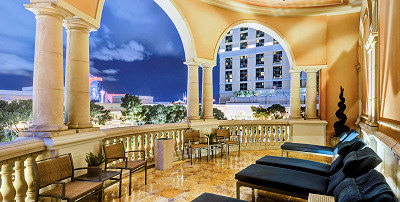 �T�[�^(Serta)�̃}�b�g���X���[������Ă���z�e������