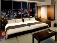 �z�e���̃}�b�g���X�p�w�b�h�{�[�h