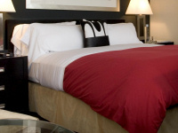 �z�e���̃x�b�h�̃w�b�h�{�[�h