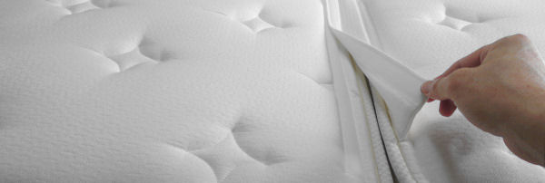 �傫���x�b�h�A�L���O�T�C�Y��N�C�[���T�C�Y ����4 �����Ƒ傫�ȃT�C�Y�̃x�b�h�E�}�b�g���X